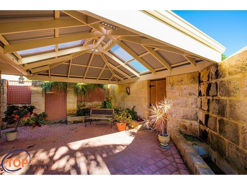 10 Shipton Place, Willetton WA 6155