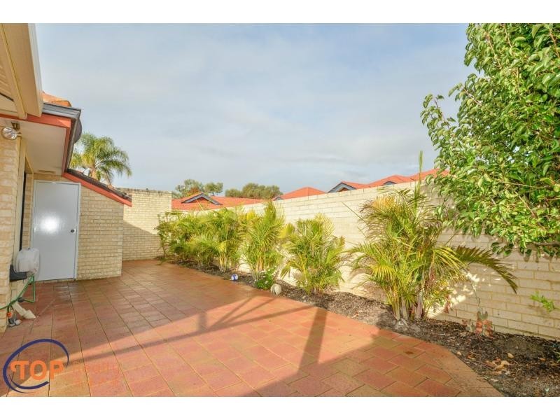 11 Lowry Street, Shelley WA 6148