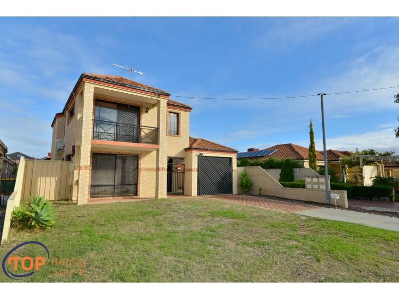 11 Lowry Street, Shelley WA 6148