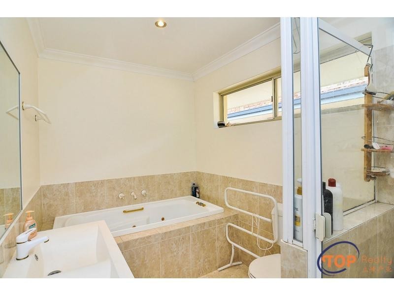 16 Harry Way, Willetton WA 6155