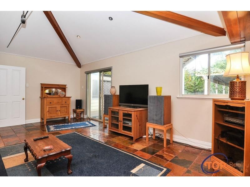 16 Harry Way, Willetton WA 6155