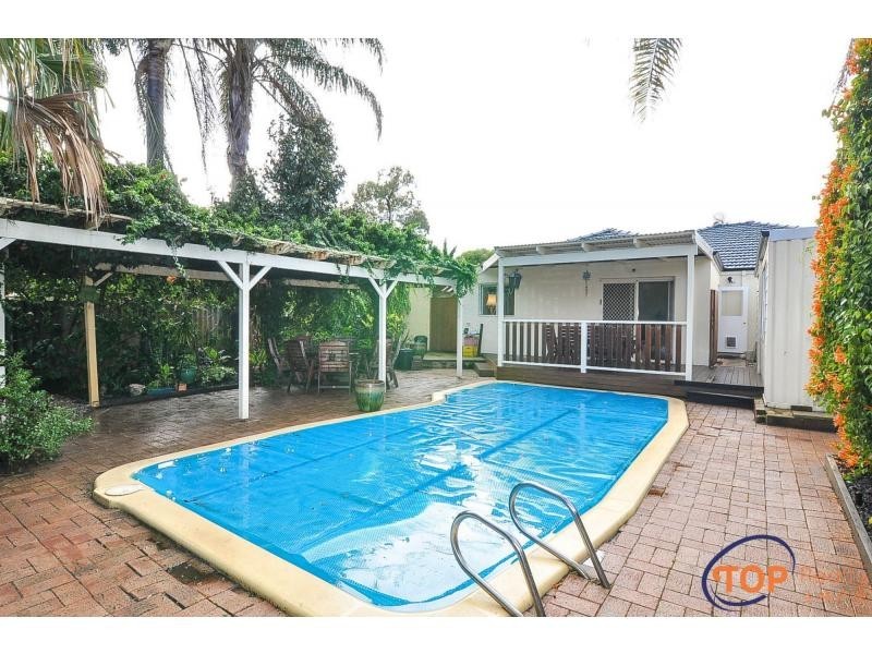 16 Harry Way, Willetton WA 6155