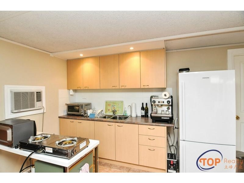 16 Harry Way, Willetton WA 6155