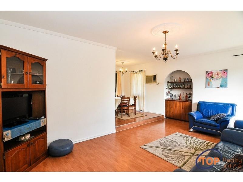 76 Burrendah Boulevard, Willetton WA 6155