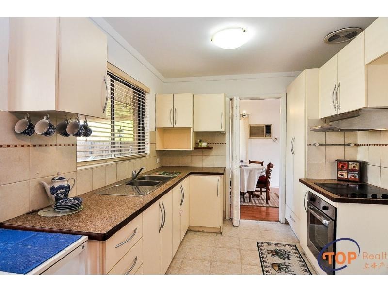 76 Burrendah Boulevard, Willetton WA 6155