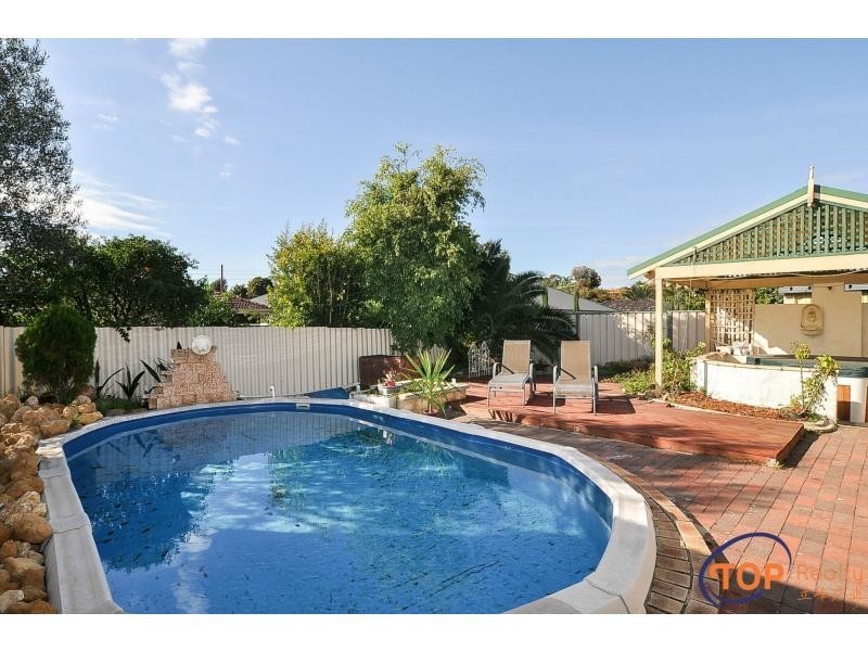 76 Burrendah Boulevard, Willetton WA 6155
