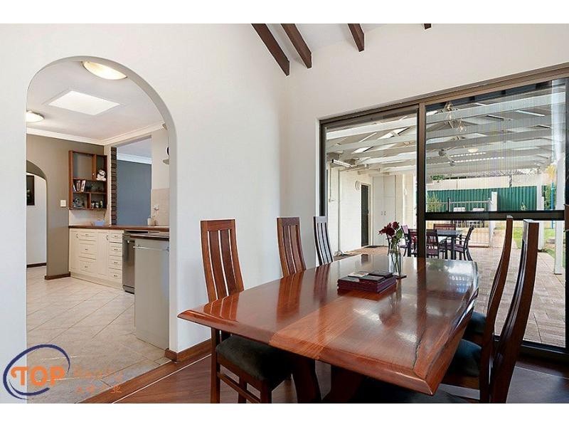 18 Darian Drive, Willetton WA 6155