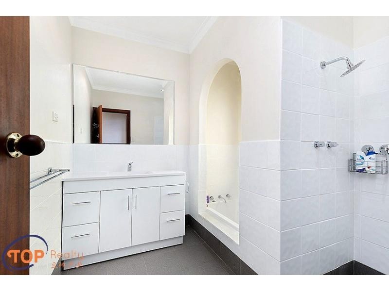 18 Darian Drive, Willetton WA 6155