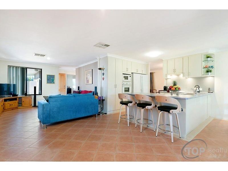 31 Chaparral Crescent, Willetton WA 6155