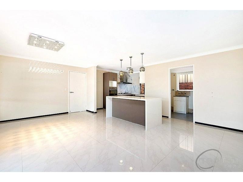 11 Braceby Close, Willetton WA 6155