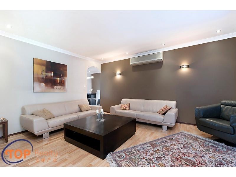 4 Colkirk Way, Willetton WA 6155