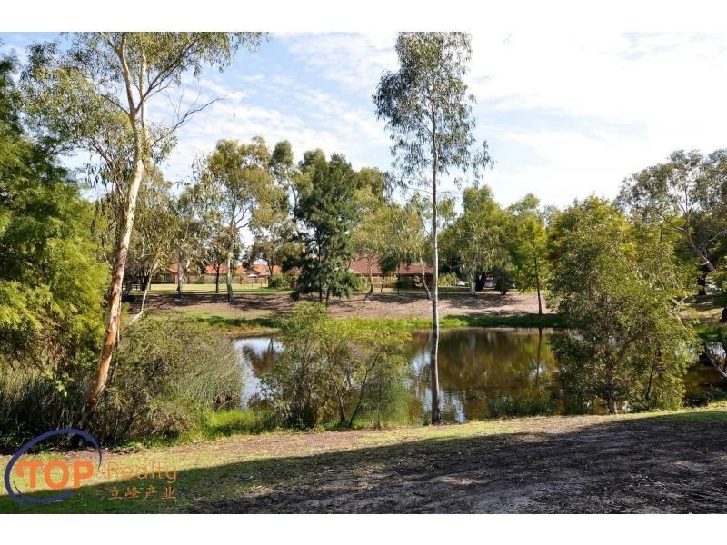 4 Colkirk Way, Willetton WA 6155