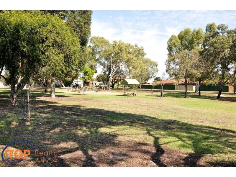 4 Colkirk Way, Willetton WA 6155