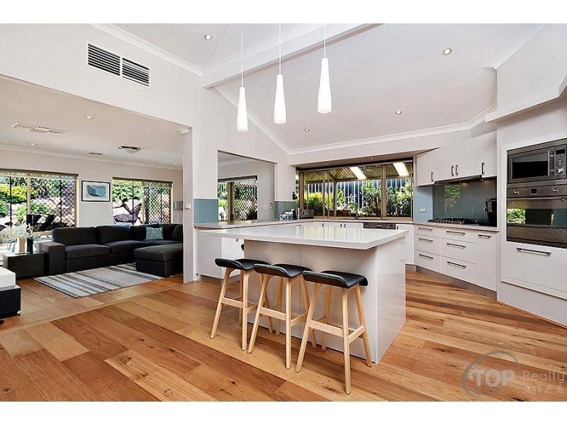 74 The Escarpment, Willetton WA 6155