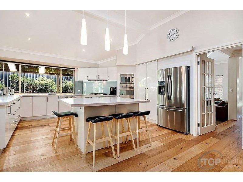 74 The Escarpment, Willetton WA 6155