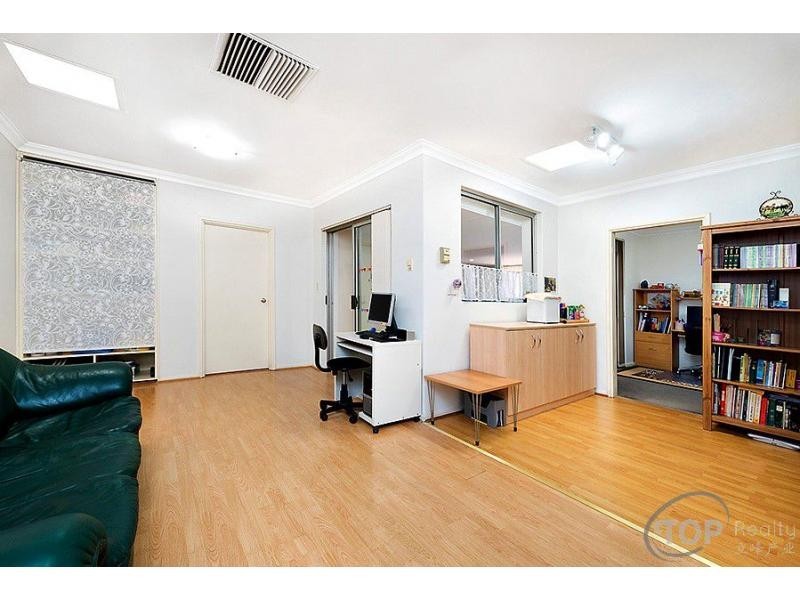 5 Kingfisher Loop, Willetton WA 6155