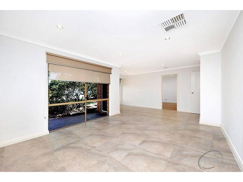 15 Sheldrake Way, Willetton WA 6155