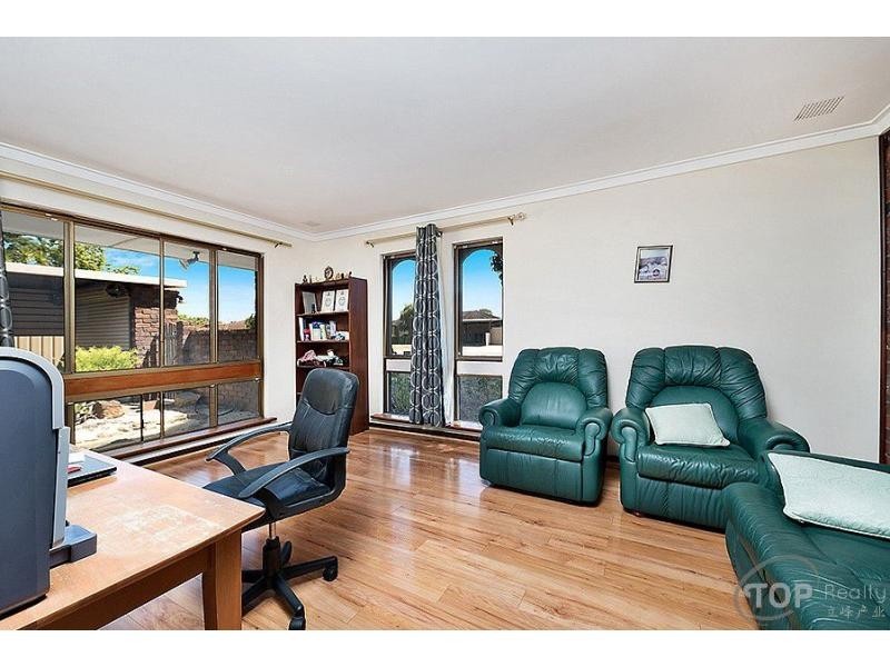 20 Eagles Walk, Willetton WA 6155