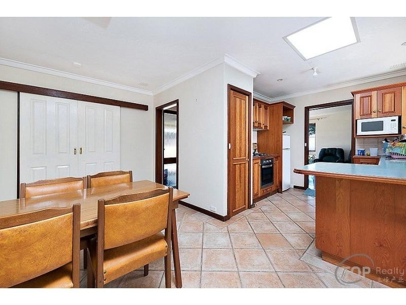 20 Eagles Walk, Willetton WA 6155