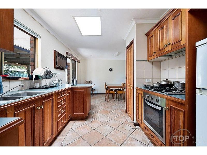 20 Eagles Walk, Willetton WA 6155