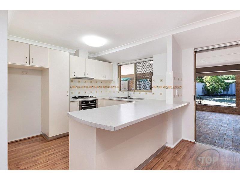 4 Kelly Place, Willetton WA 6155