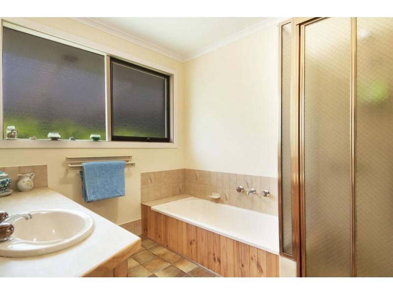 9 Tower Road, Mount Eliza VIC 3930