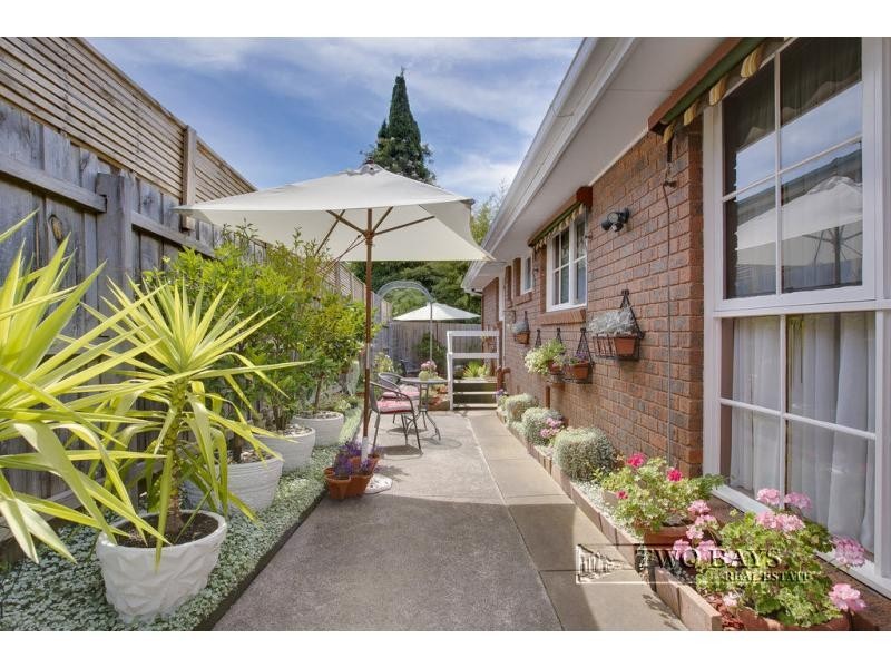 3/8 Roy Court, Mount Eliza VIC 3930