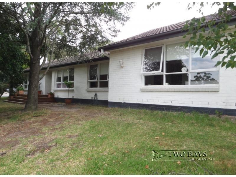 13 Viewpoint Avenue, Mount Eliza VIC 3930