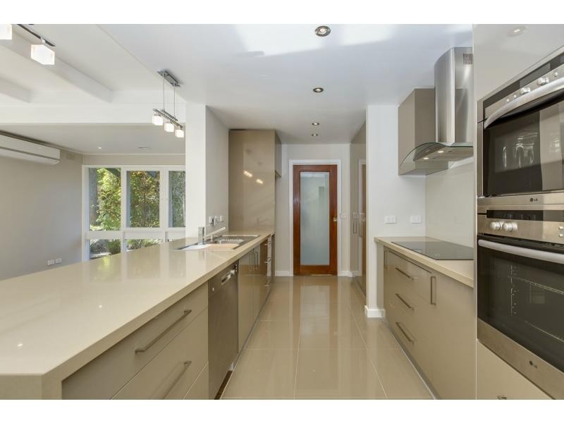 17 Gannet Street, Mount Eliza, Mount Eliza VIC 3930