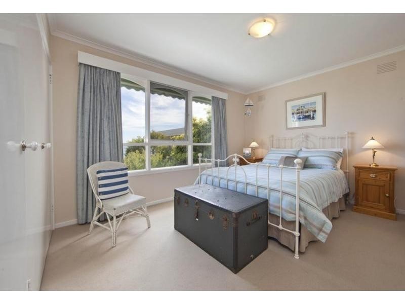 4 Sturio Parade, Mount Eliza VIC 3930