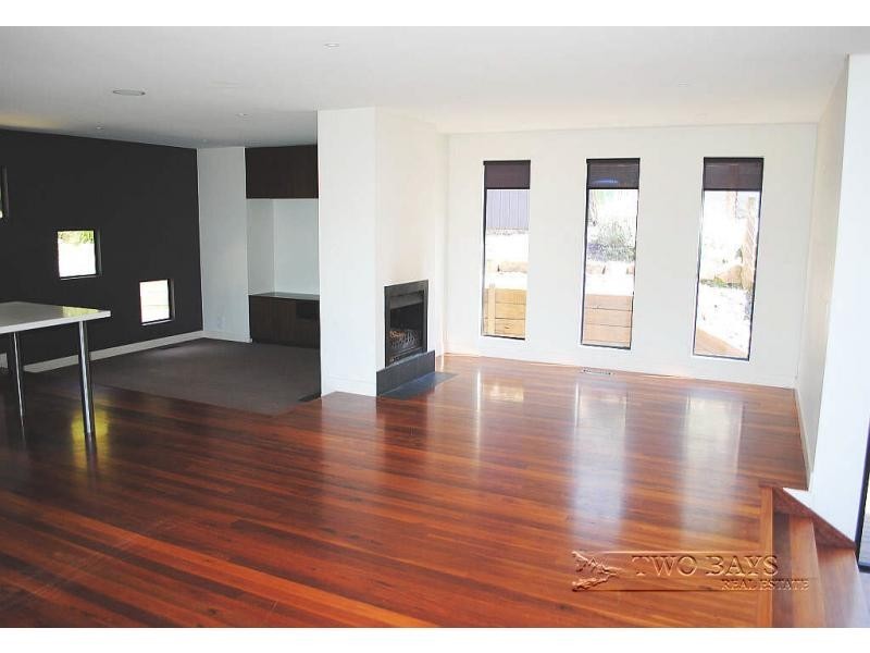 62-64 Eumeralla Grove, Mount Eliza VIC 3930