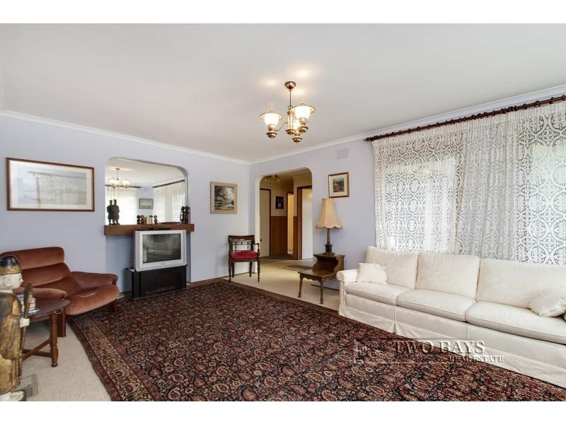15 Redbourne Avenue, Mount Eliza, Mount Eliza VIC 3930