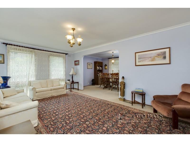 15 Redbourne Avenue, Mount Eliza, Mount Eliza VIC 3930