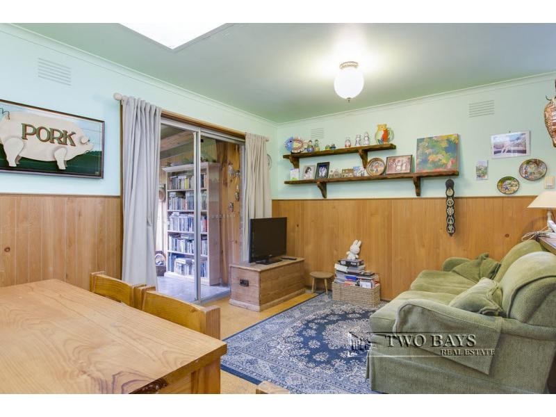 15 Redbourne Avenue, Mount Eliza, Mount Eliza VIC 3930