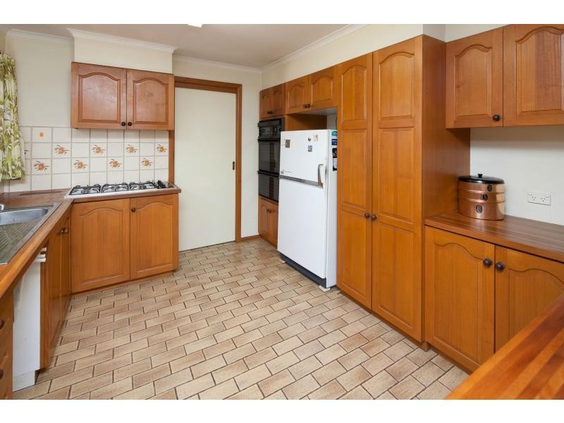 74 Wimborne Avenue, Mount Eliza VIC 3930
