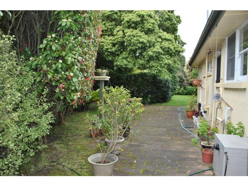 11 Redbourne Avenue, Mount Eliza VIC 3930