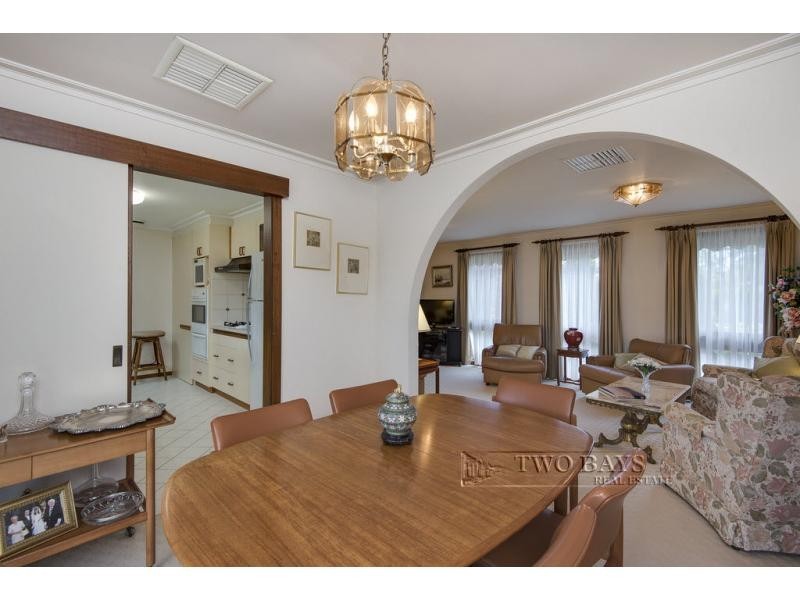 6 Warana Way, Mount Eliza, Mount Eliza VIC 3930