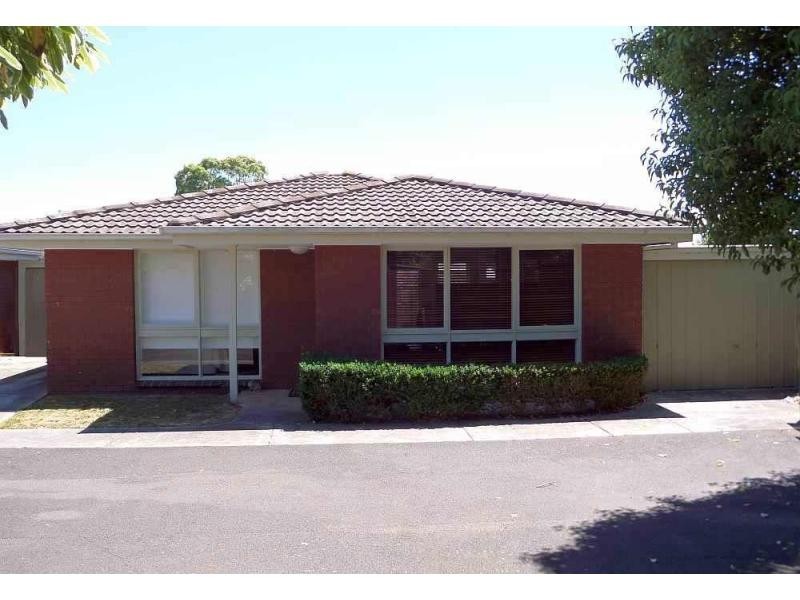 Unit 4/9 Leicester Avenue, Mount Eliza VIC 3930