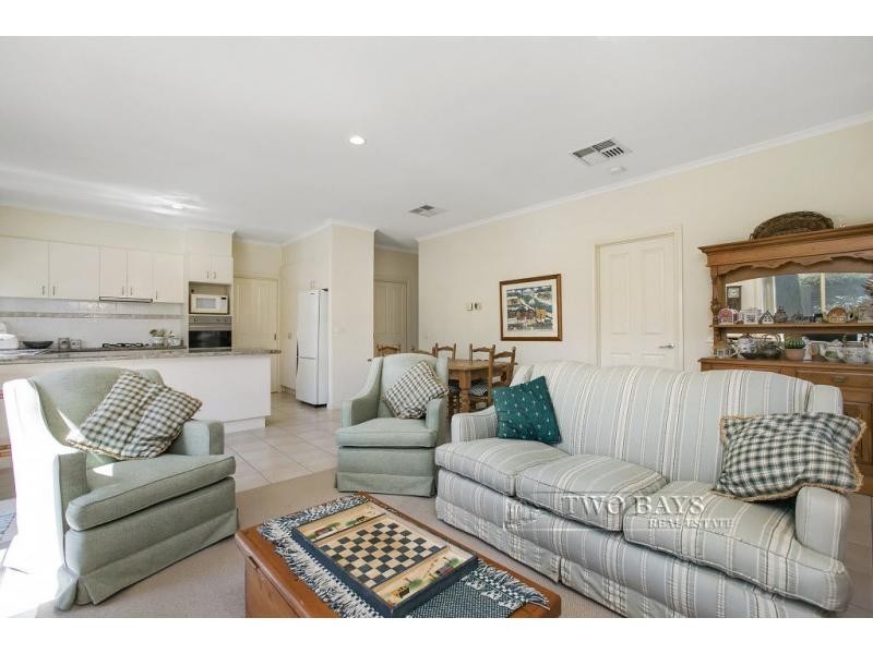 9/7 Spero Avenue, Mount Eliza VIC 3930