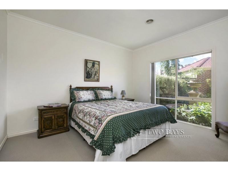 9/7 Spero Avenue, Mount Eliza VIC 3930