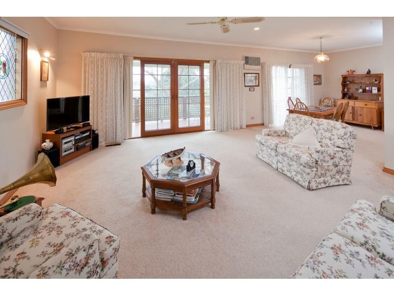 150 Wimbledon Avenue, Mount Eliza VIC 3930