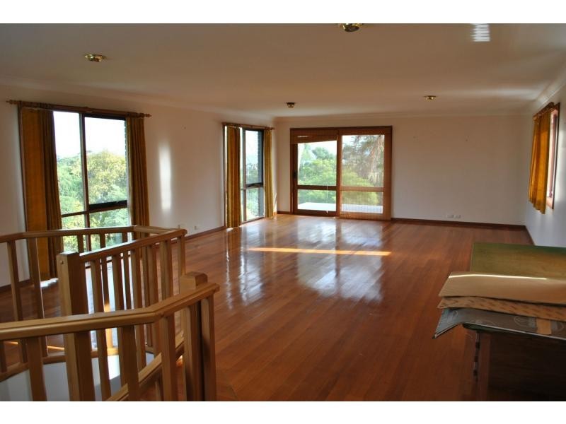 18 Glen Shian Lane, Mount Eliza VIC 3930