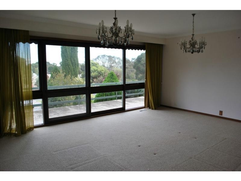 18 Glen Shian Lane, Mount Eliza VIC 3930