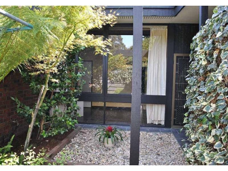 2/139 Mt Eliza Way, Mount Eliza VIC 3930