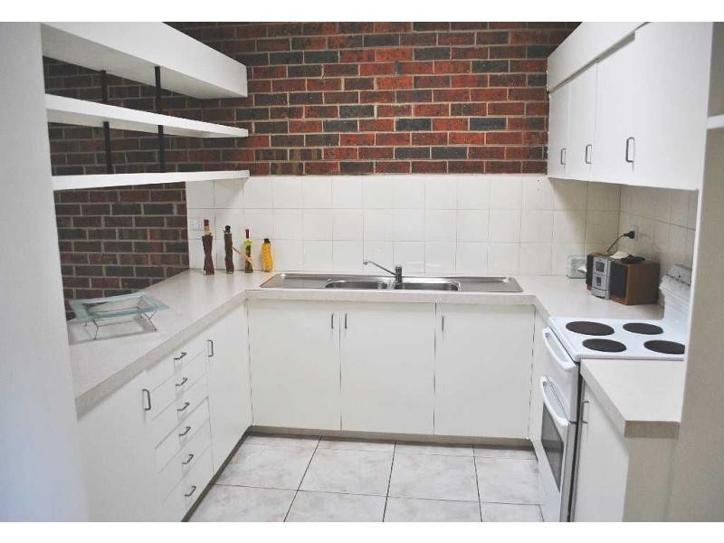 2/139 Mt Eliza Way, Mount Eliza VIC 3930