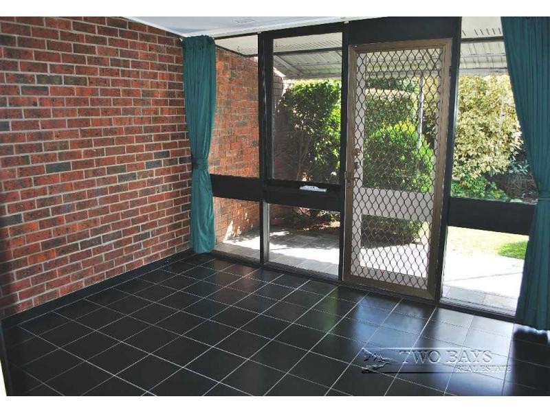 2/139 Mt Eliza Way, Mount Eliza VIC 3930