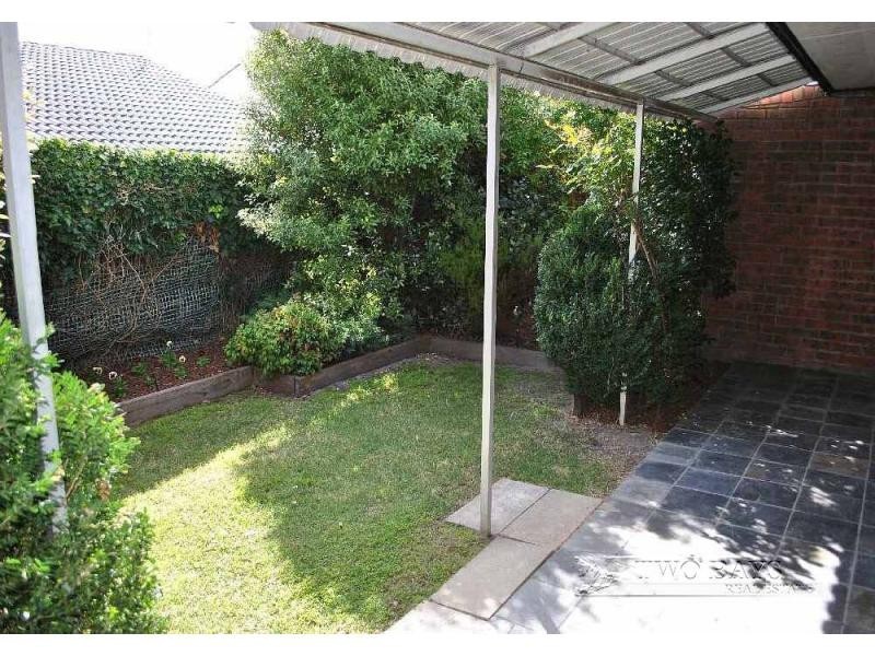 2/139 Mt Eliza Way, Mount Eliza VIC 3930