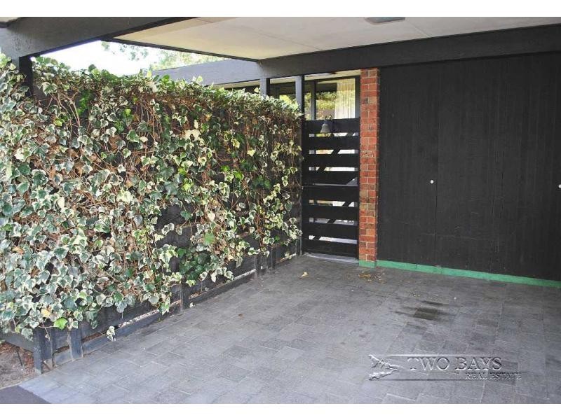 2/139 Mt Eliza Way, Mount Eliza VIC 3930