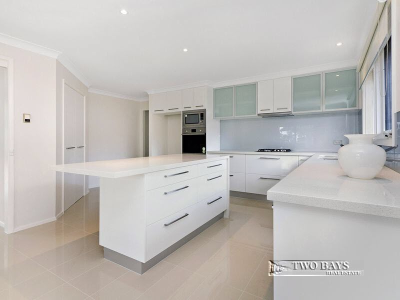 5 Ocean Grove, Mount Eliza VIC 3930