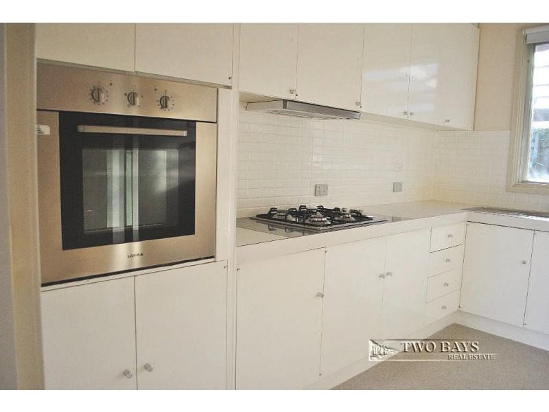Unit 4/131-133 Mount ELiza Way, Mount Eliza VIC 3930